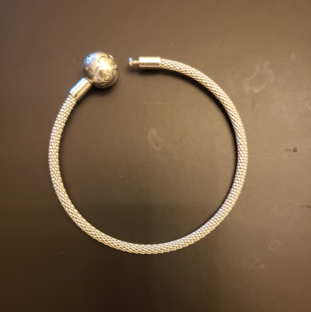 Pandora Bangle